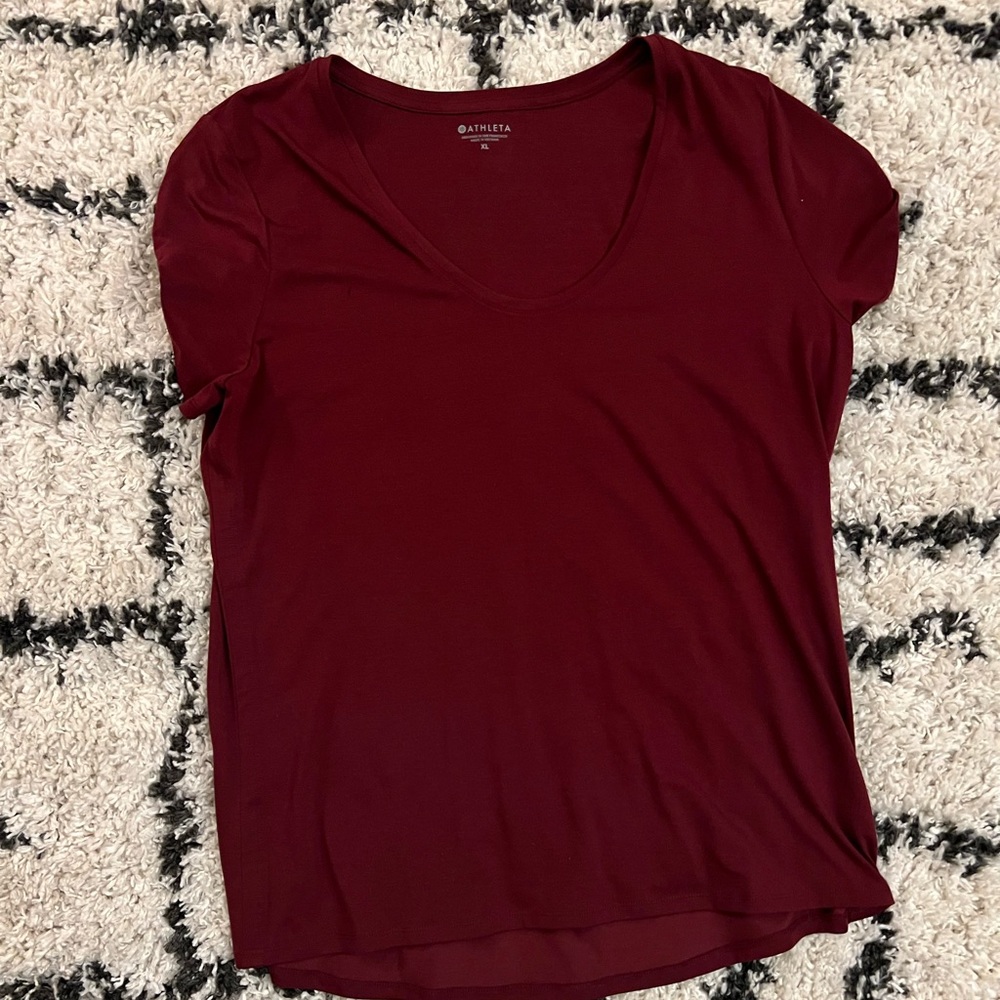 Athleta everyday tshirt